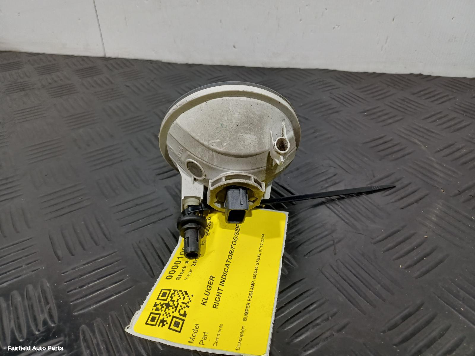 2010-2014 Toyota Kluger Right Indicator Fog Side