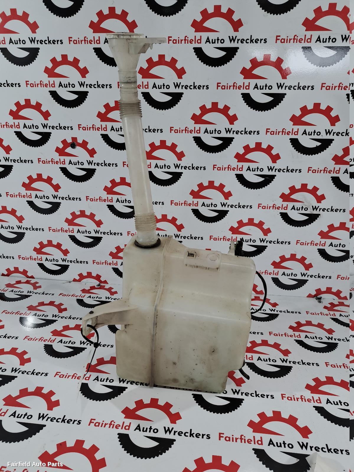 2006-2012 Mitsubishi Outlander Washer Bottle