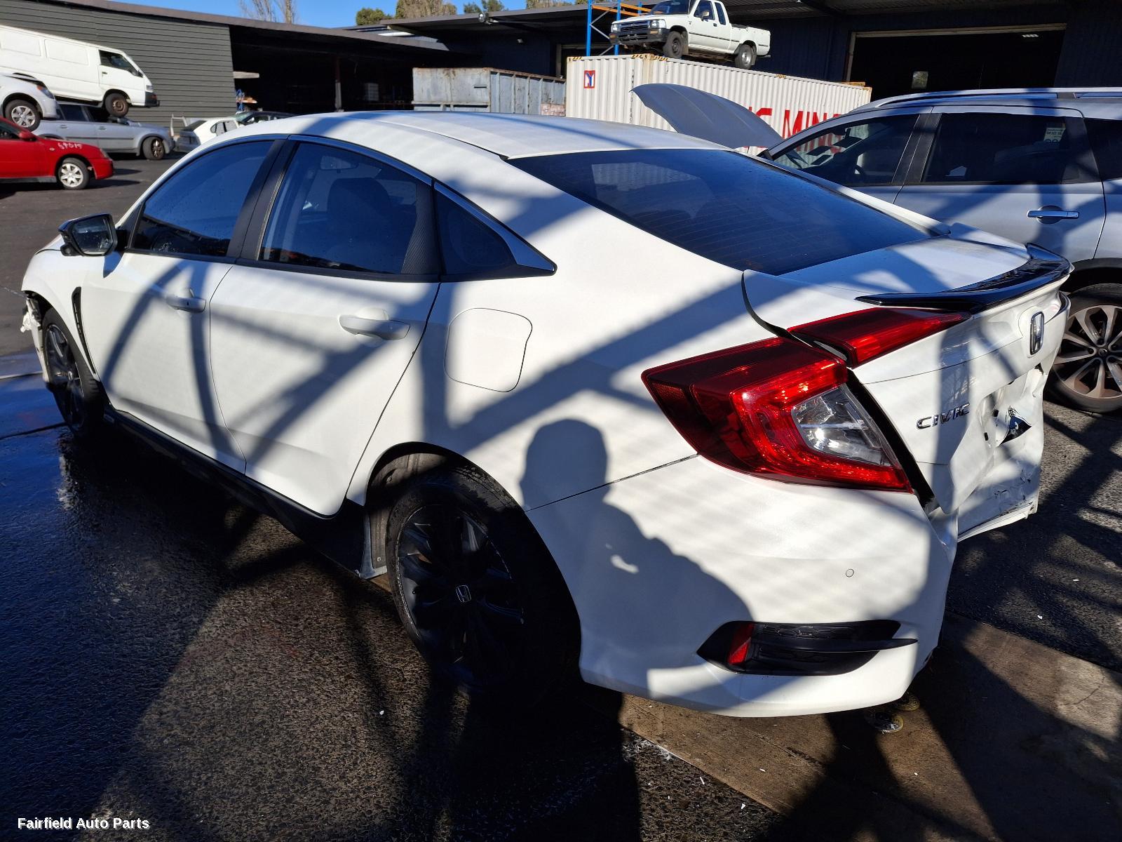 2016 Honda Civic Right Headlamp