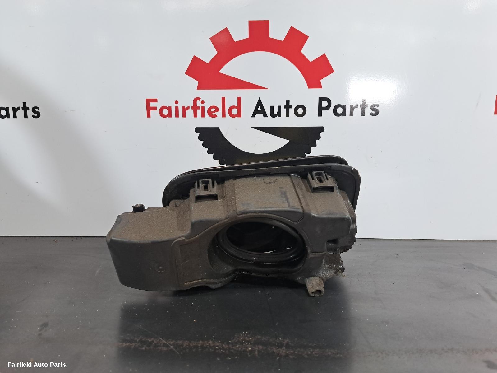 2011-2017 Peugeot 508 Fuel Door Filler