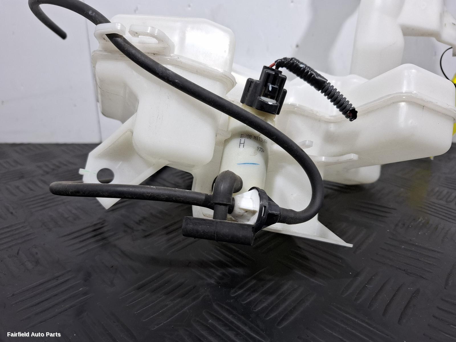 2014-2021 Honda Hrv Washer Bottle