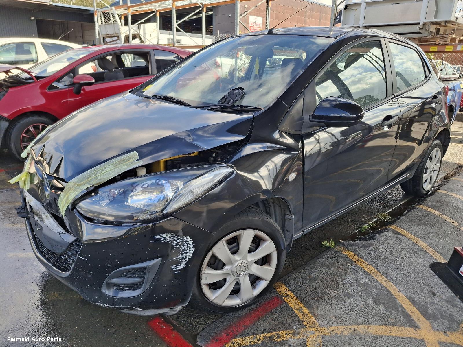 2011 Mazda 2 Right Guard Liner