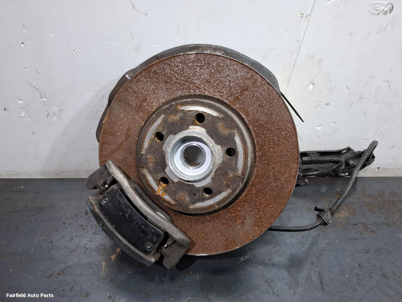 2018-2025 Mercedes A Class Right Front Hub Assembly