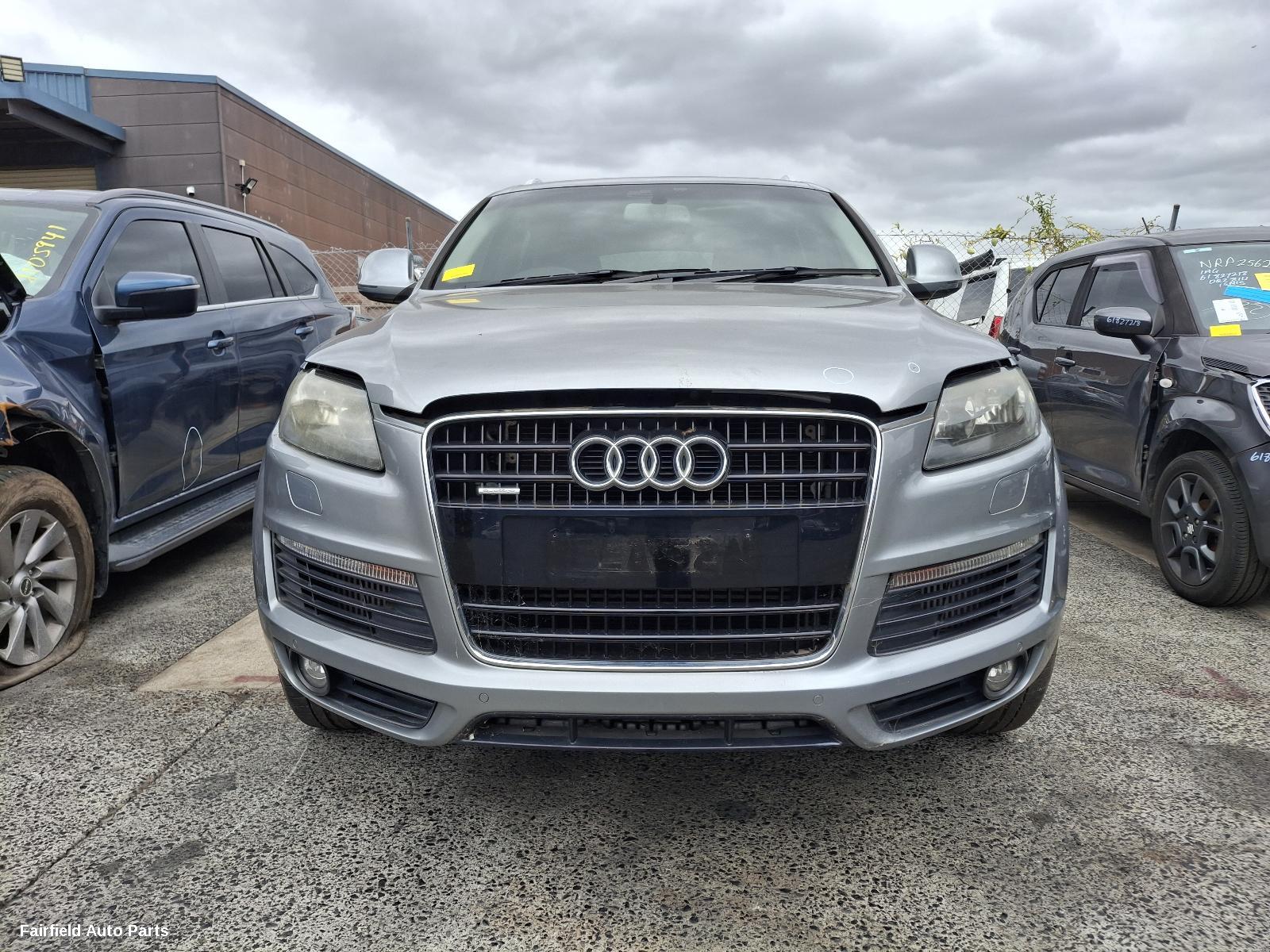 2008 Audi Q7 Left Door Mirror