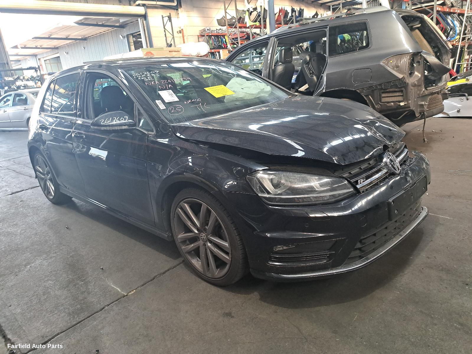 2013-2017 Volkswagen Golf Radio Cd Dvd Sat Tv