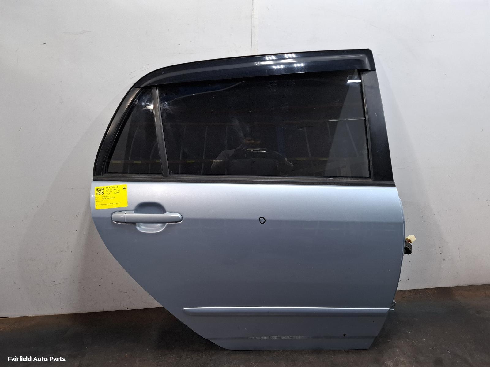 2001-2007 Toyota Corolla Right Rear Door Sliding