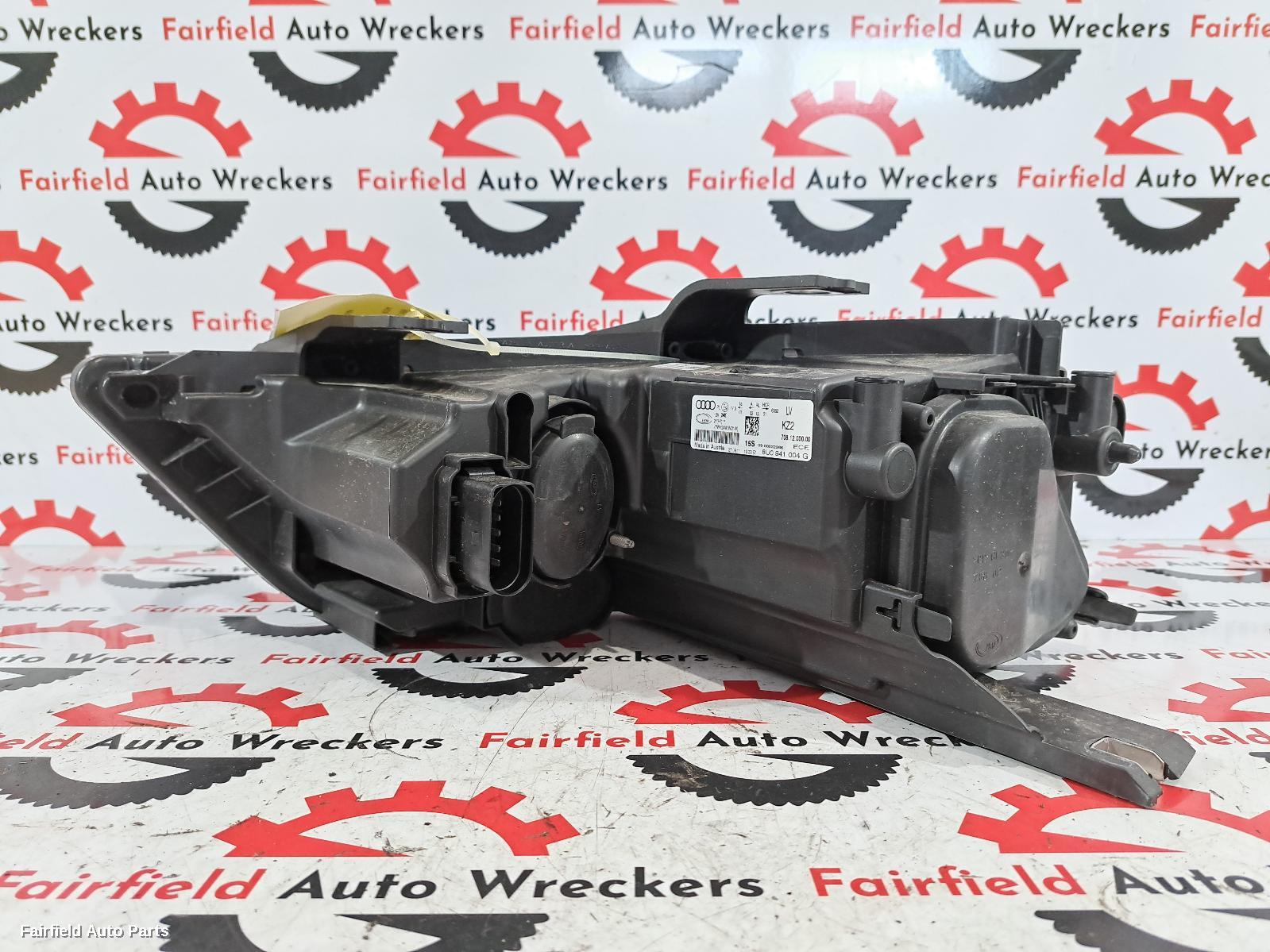 2012-2014 Audi Q3 Right Headlamp