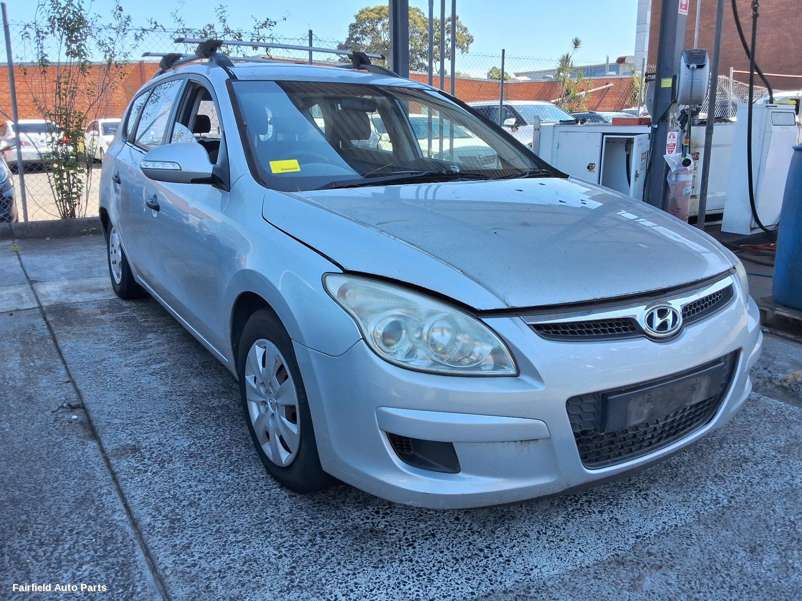 2009-2012 Hyundai I30 Right Front Door Window