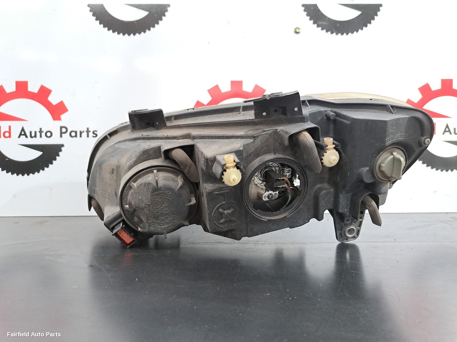 2010 Holden Commodore Right Headlamp