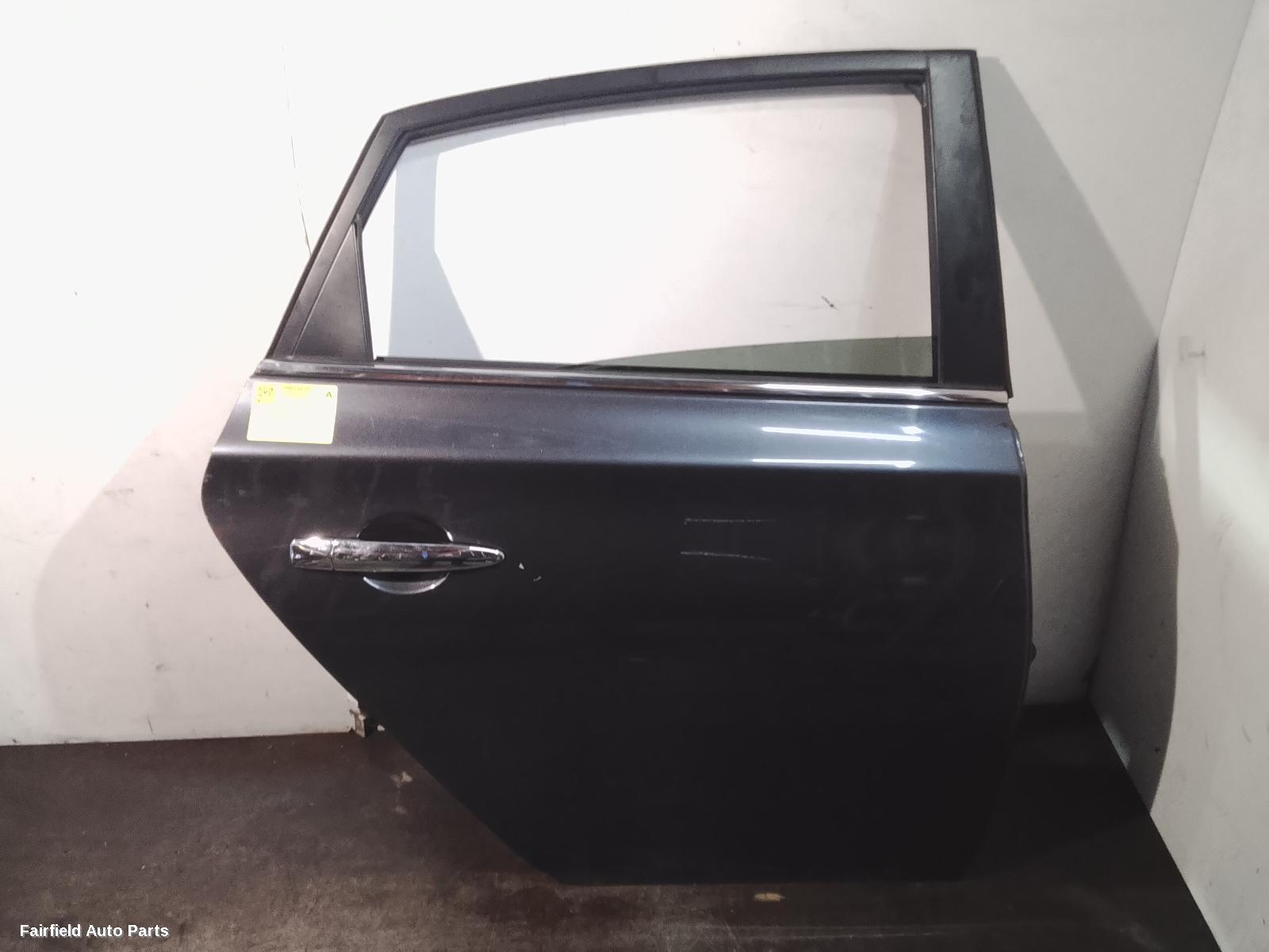 2012-2017 Nissan Pulsar Right Rear Door Sliding