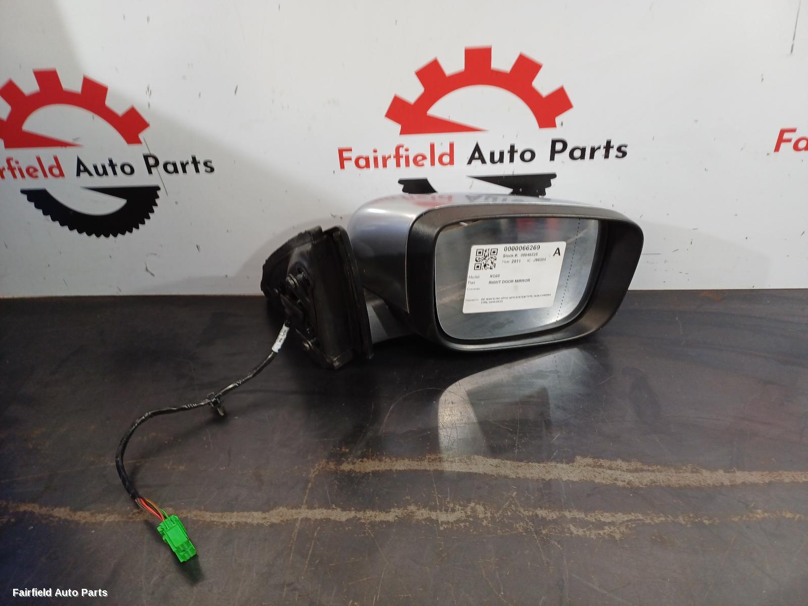 2011 Volvo Xc60 Right Door Mirror
