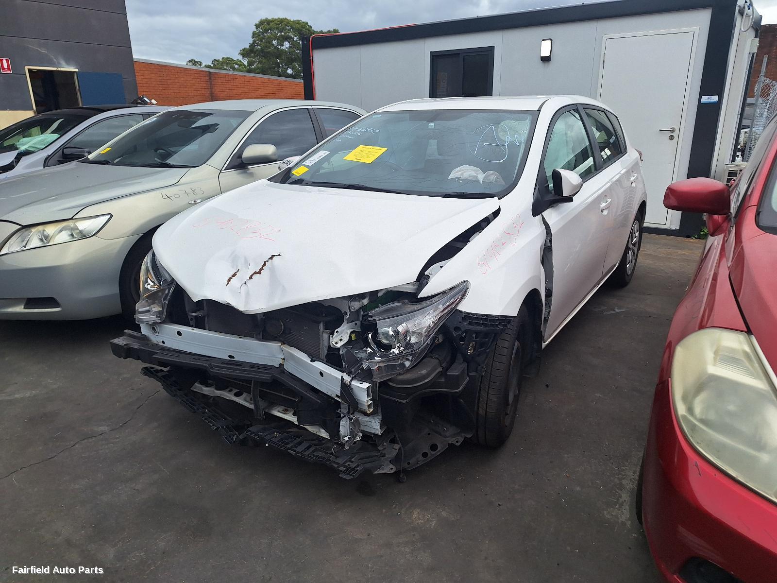 2015 Toyota Corolla Left Taillight