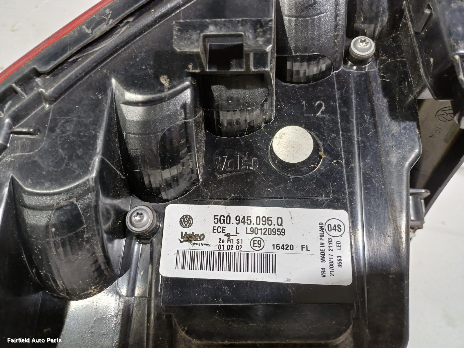 2017-2020 Volkswagen Golf Left Taillight