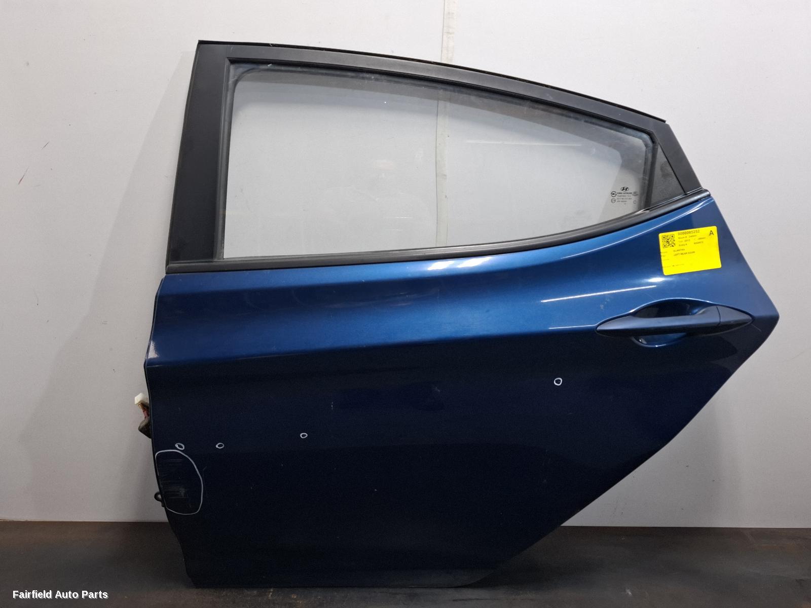 2011-2015 Hyundai Elantra Left Rear Door Sliding