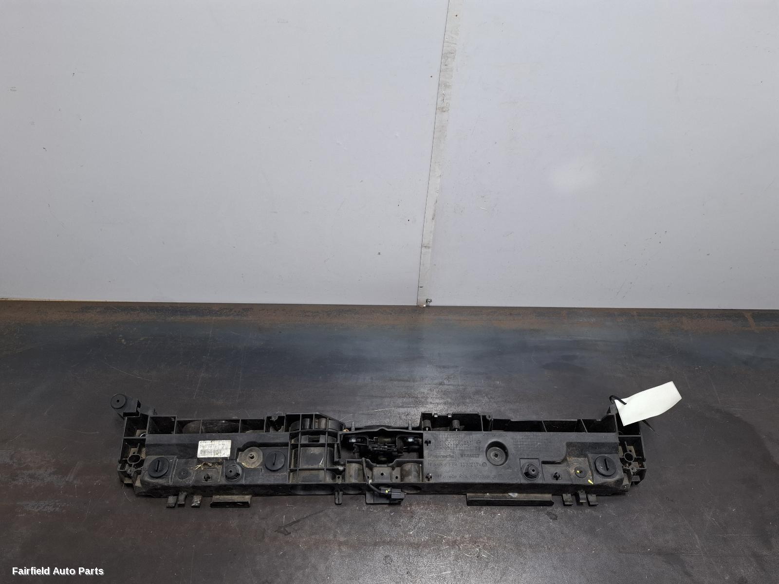 2014-2020 Renault Captur Radiator Support