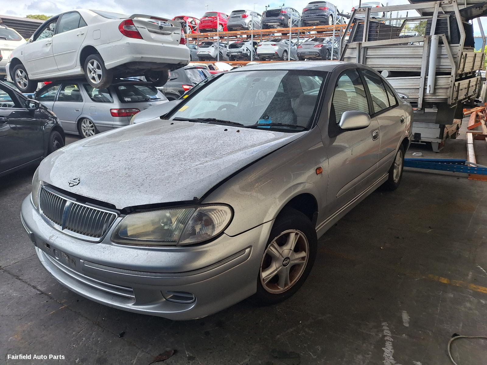 2003 Nissan Pulsar Left Taillight