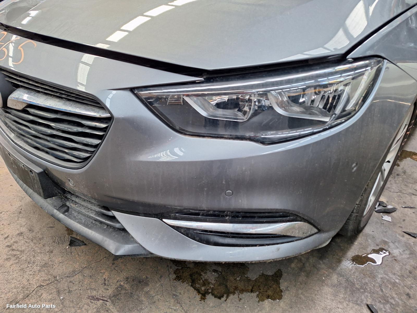 2020 Holden Commodore Fuel Door Filler