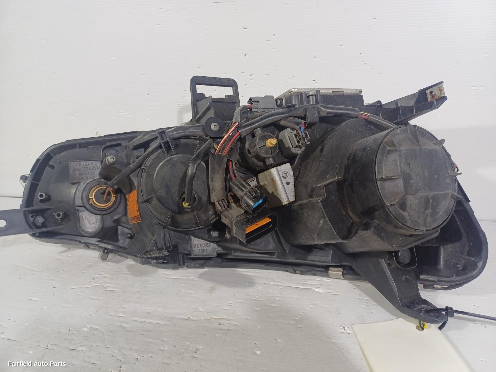 2009-2012 Mitsubishi Outlander Left Headlamp