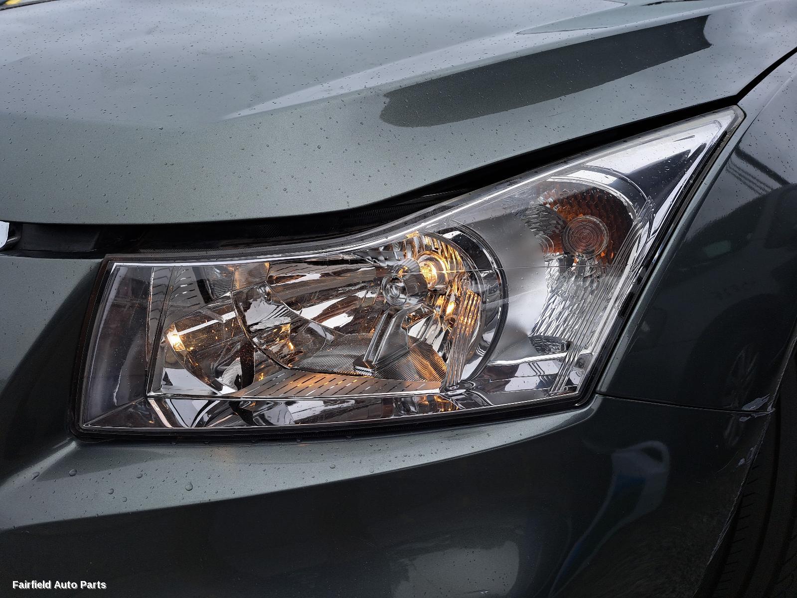 2015 Holden Cruze Right Headlamp