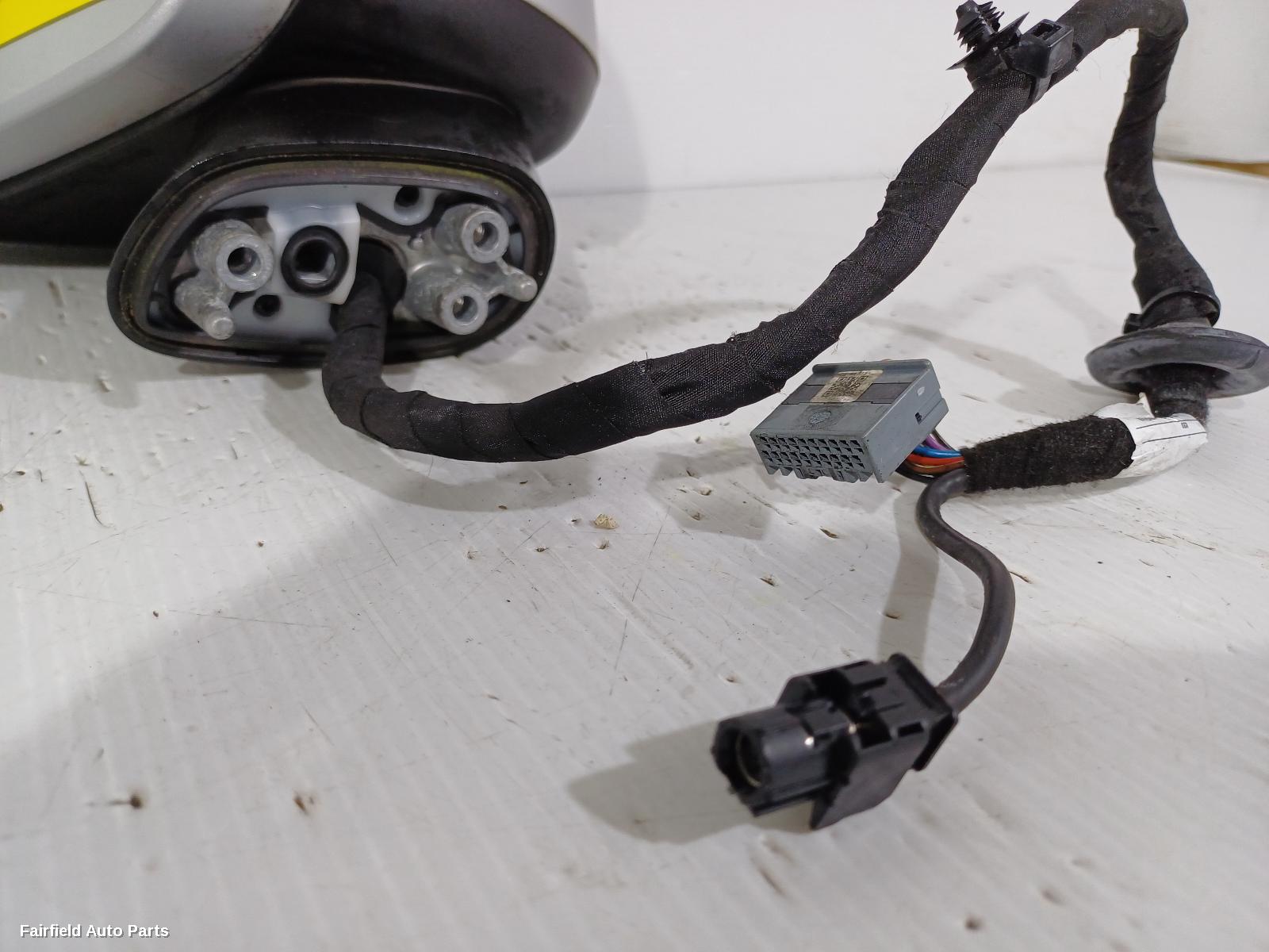 2015-2026 Volvo Xc90 Left Door Mirror