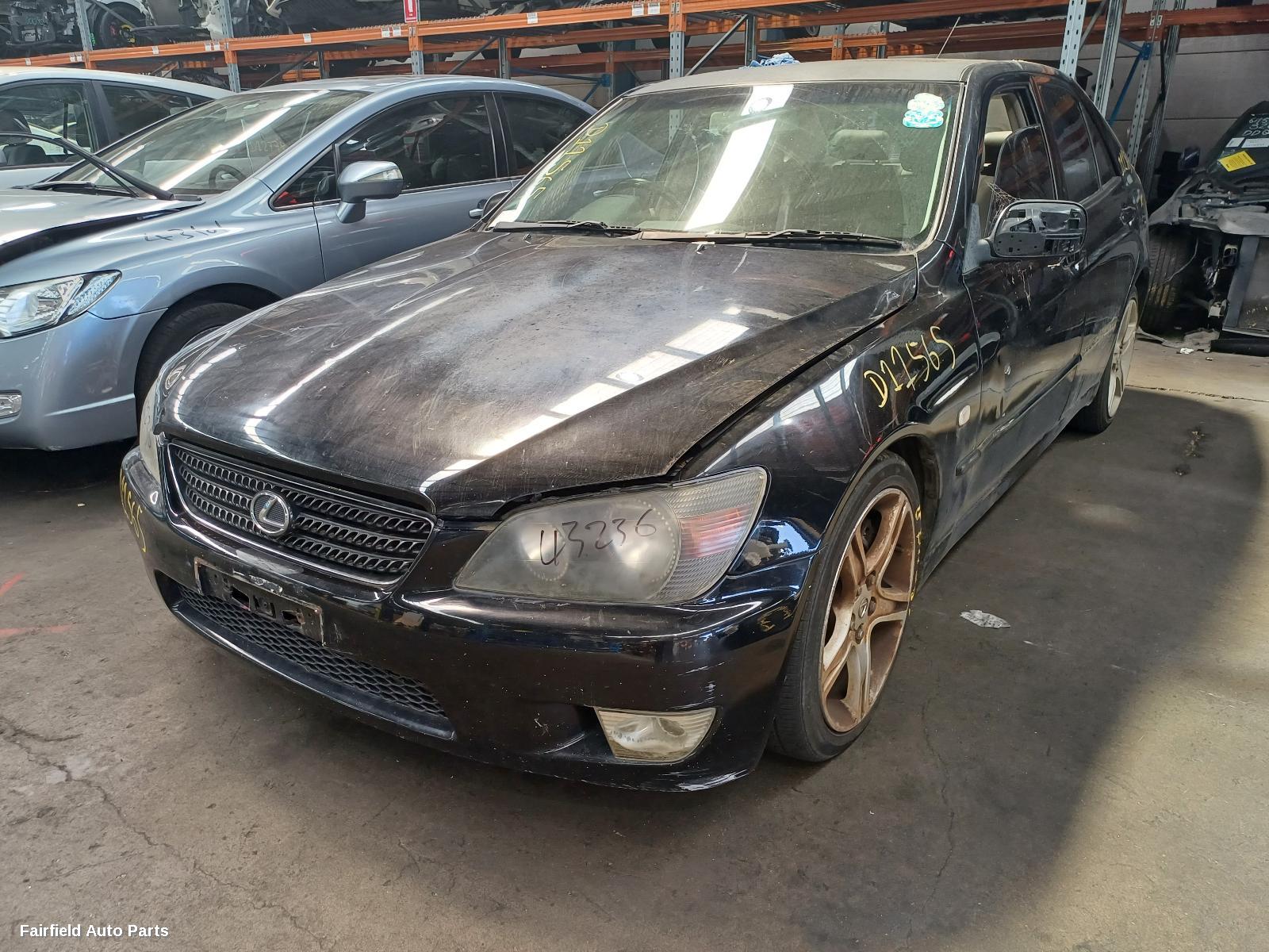 2003 Lexus Is200/is300 Right Front Door Window