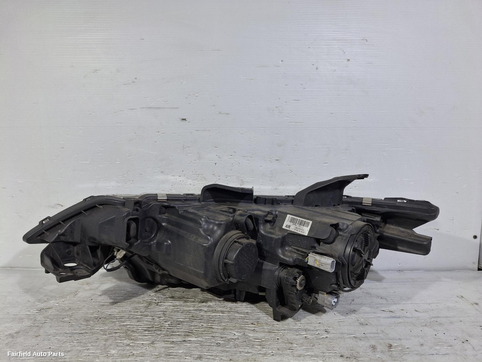 2018-2021 Mitsubishi Outlander Right Headlamp