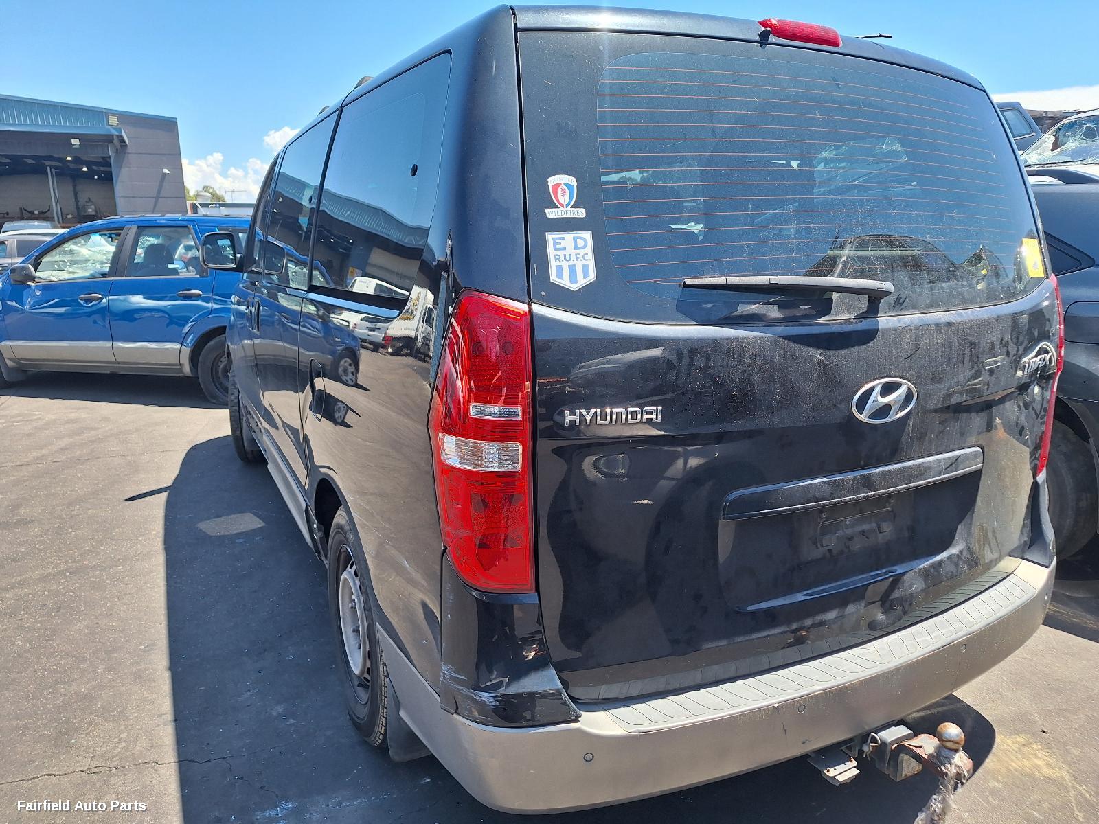 2007-2018 Hyundai Iload/imax Right Guard
