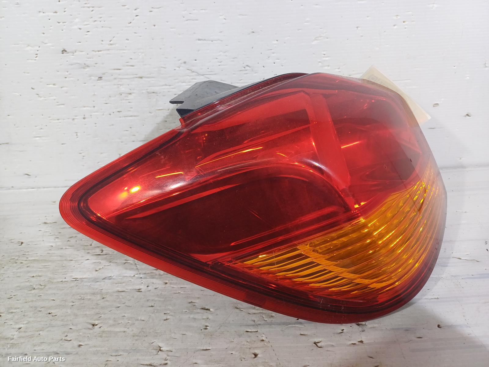 2010-2019 Mitsubishi Asx Left Taillight