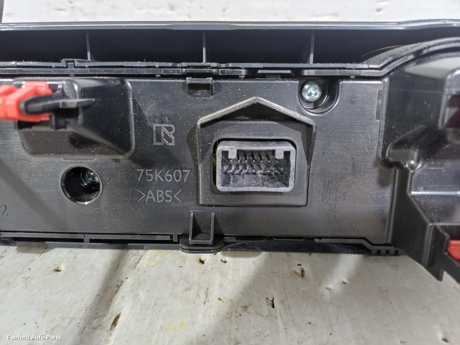 2018-2025 Toyota Rav4 Heater Ac Controls
