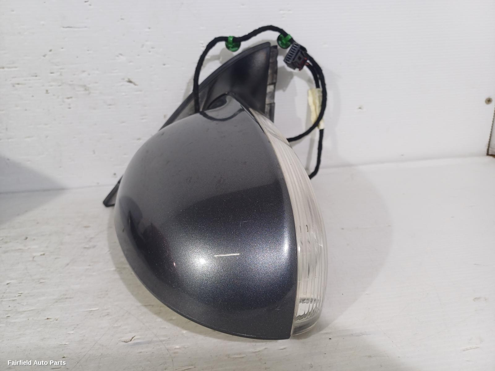 2013 Volkswagen Golf Right Door Mirror