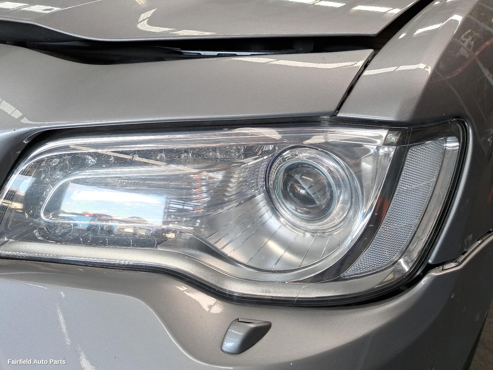 2019 Chrysler 300c Left Headlamp