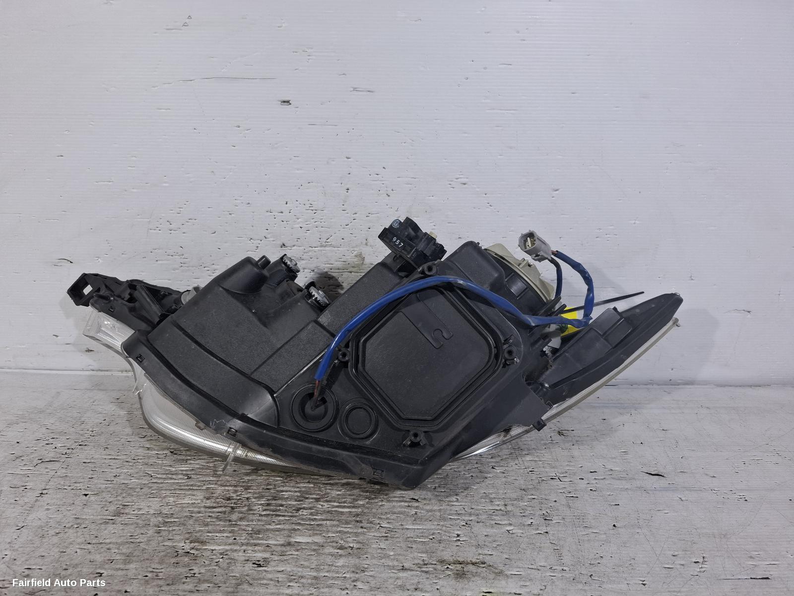 2006-2008 Toyota Tarago Right Headlamp