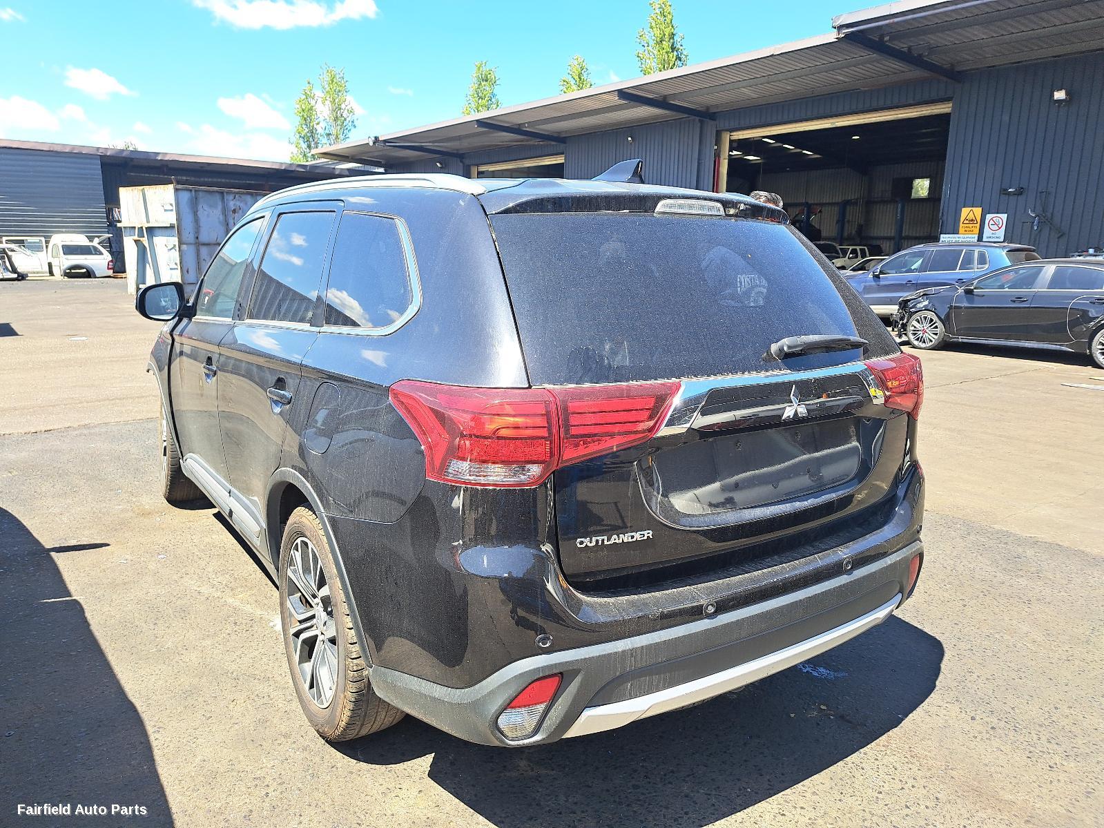 2017 Mitsubishi Outlander Air Cleaner Box