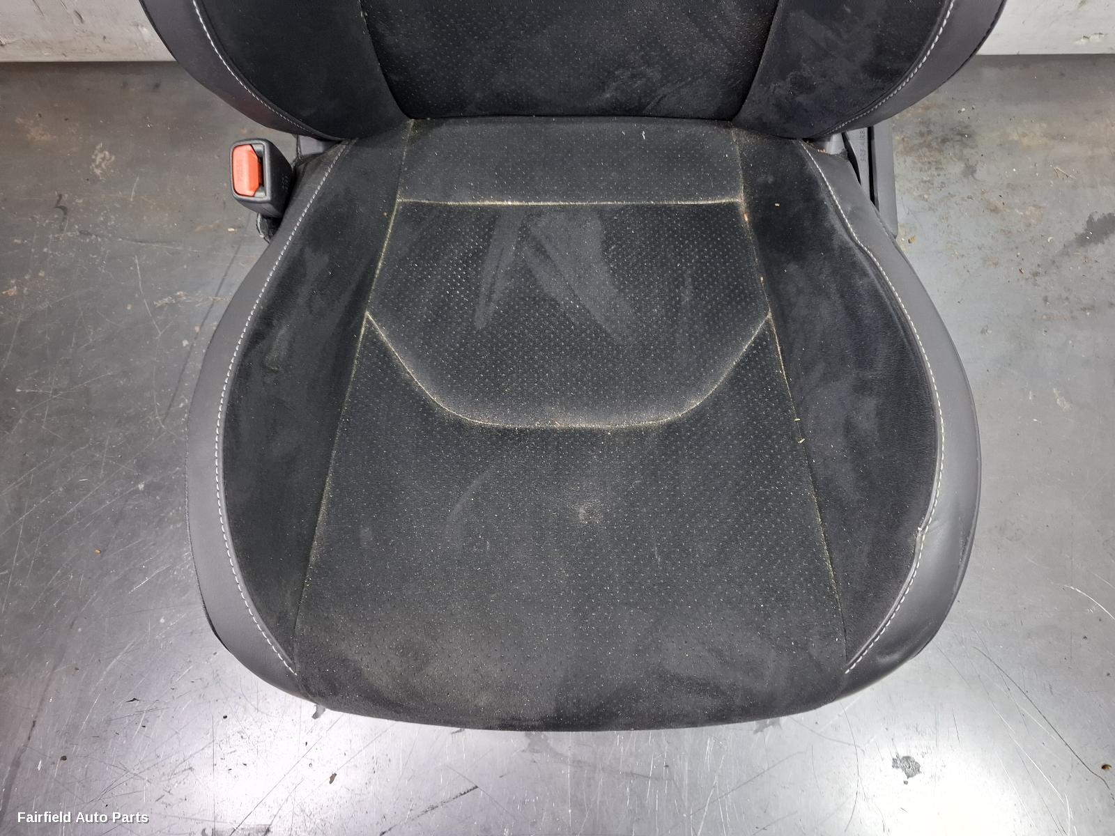 2018-2026 Toyota Corolla Front Seat