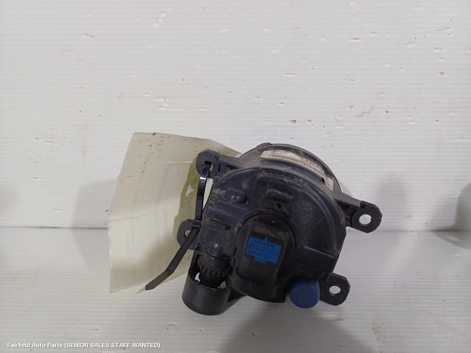 2017 Jeep Cherokee Right Indicator Fog Side