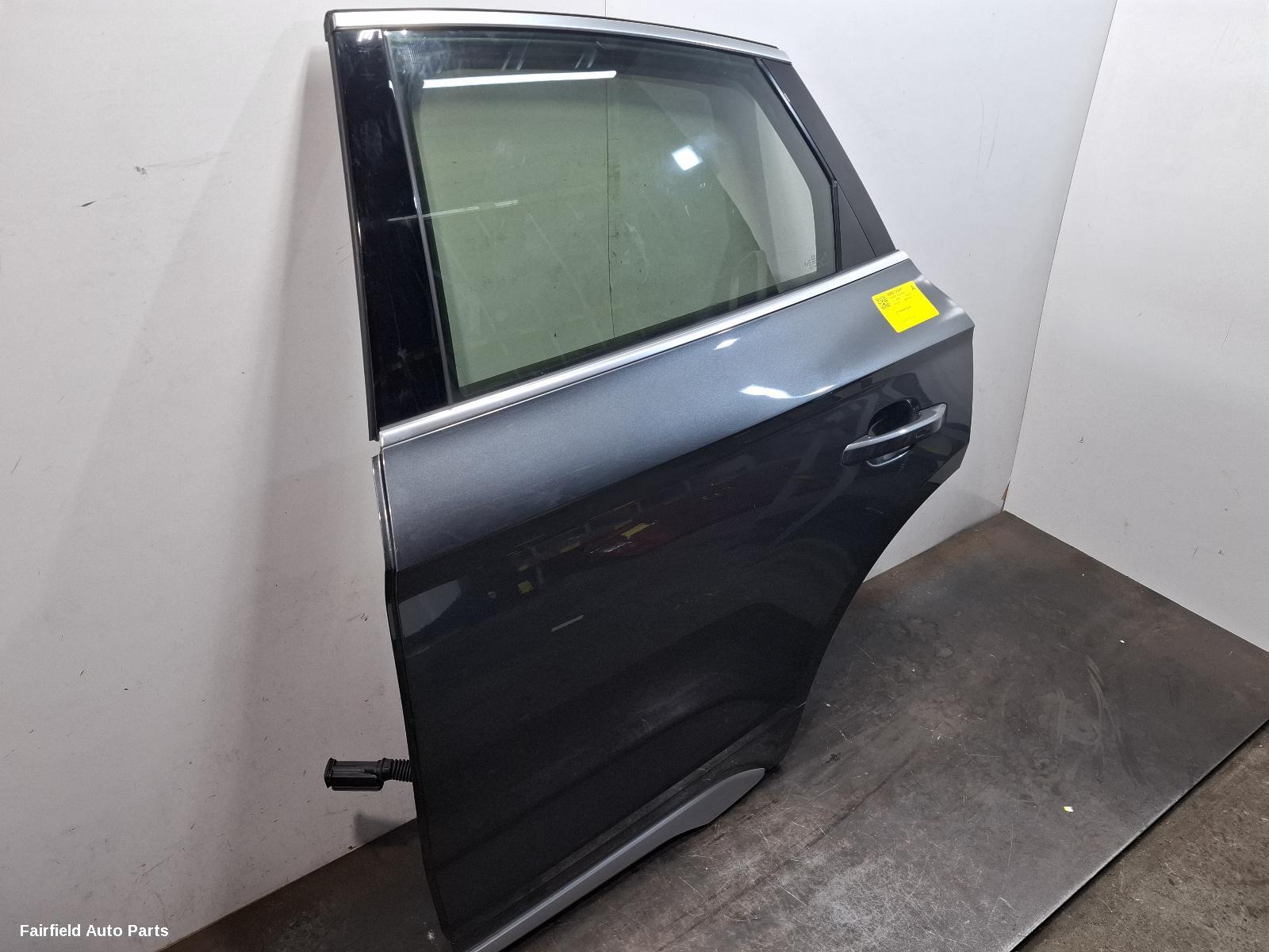 2020-2025 Audi Q5 Left Rear Door Sliding