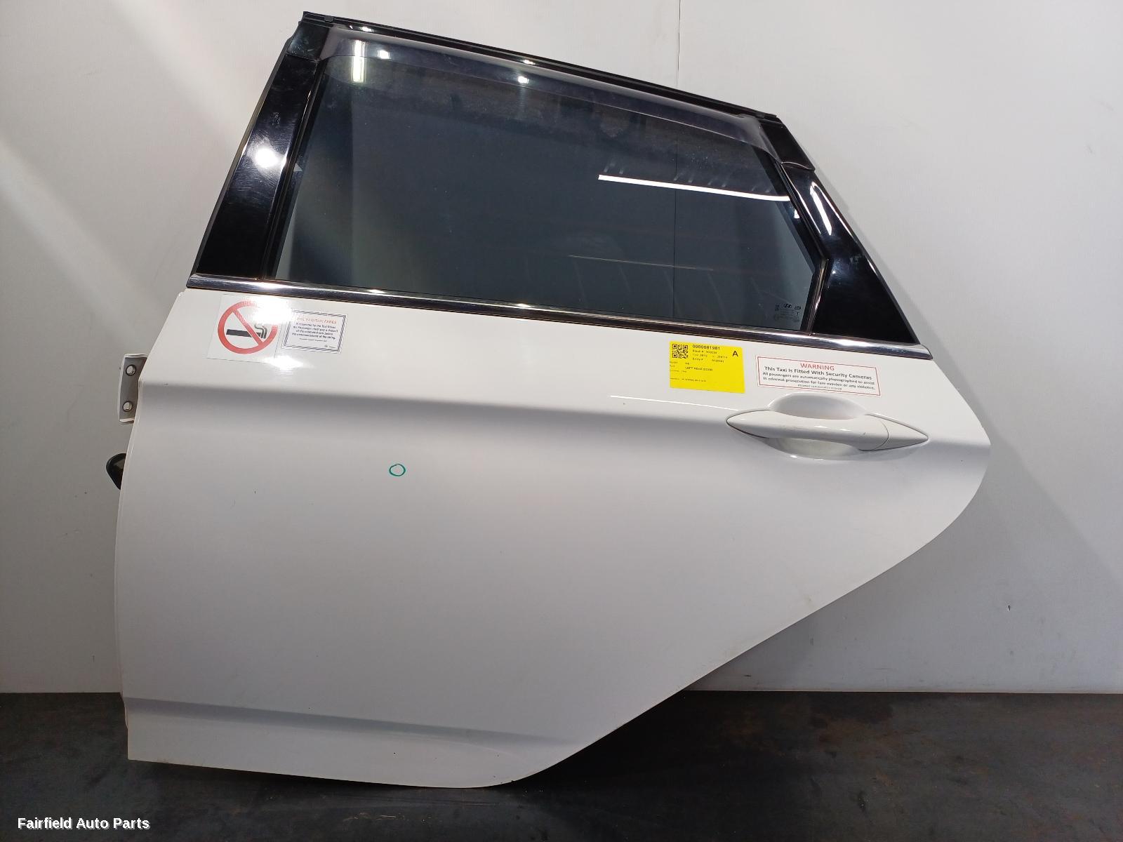 2011-2019 Hyundai I40 Left Rear Door Sliding