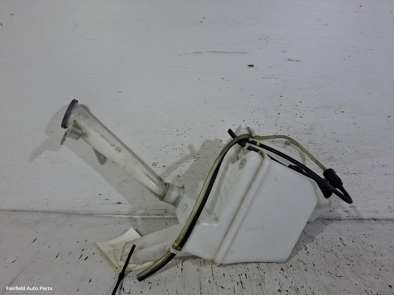 2012-2017 Nissan Pulsar Washer Bottle