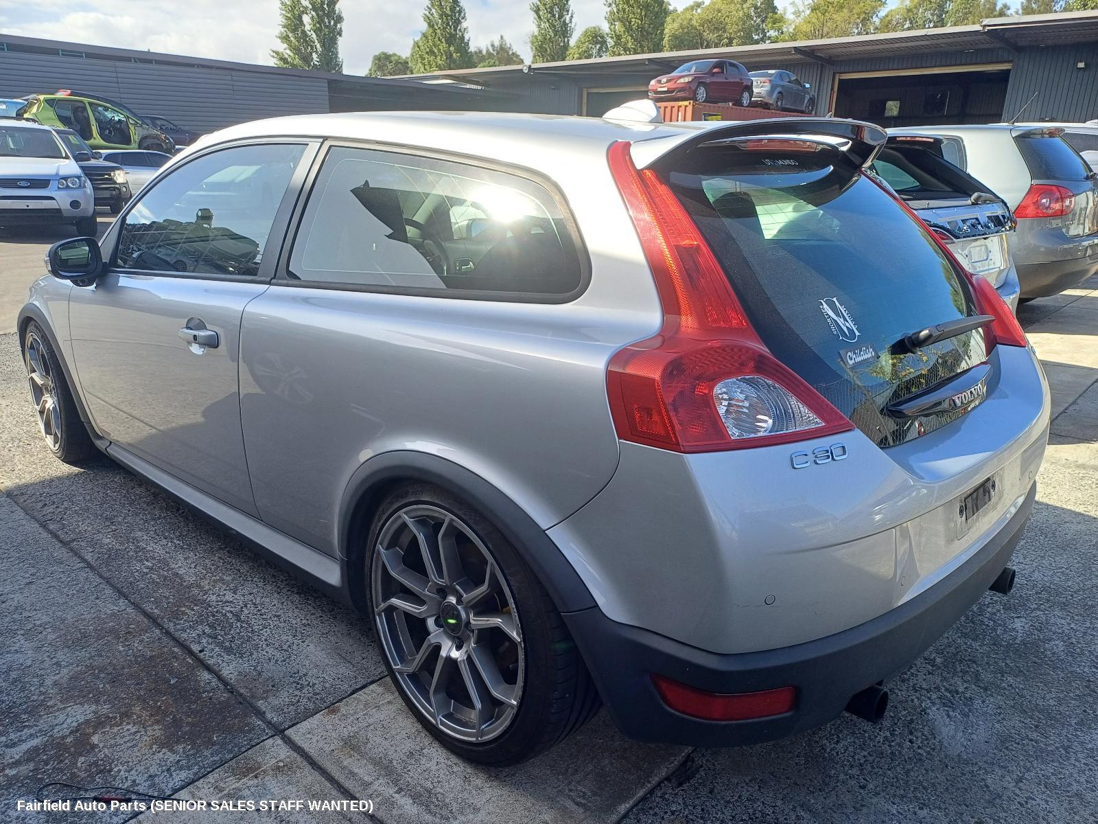 2007-2010 Volvo C30 Left Door Mirror
