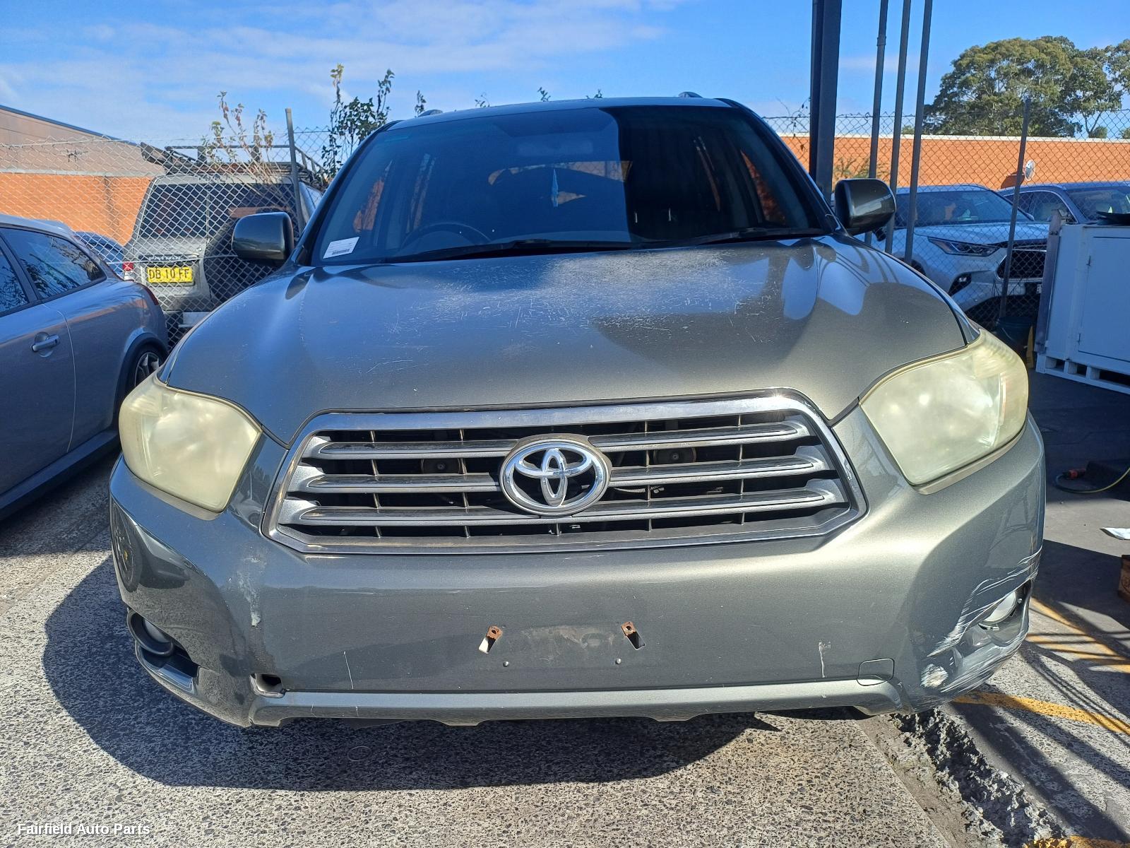 2009 Toyota Kluger Left Taillight