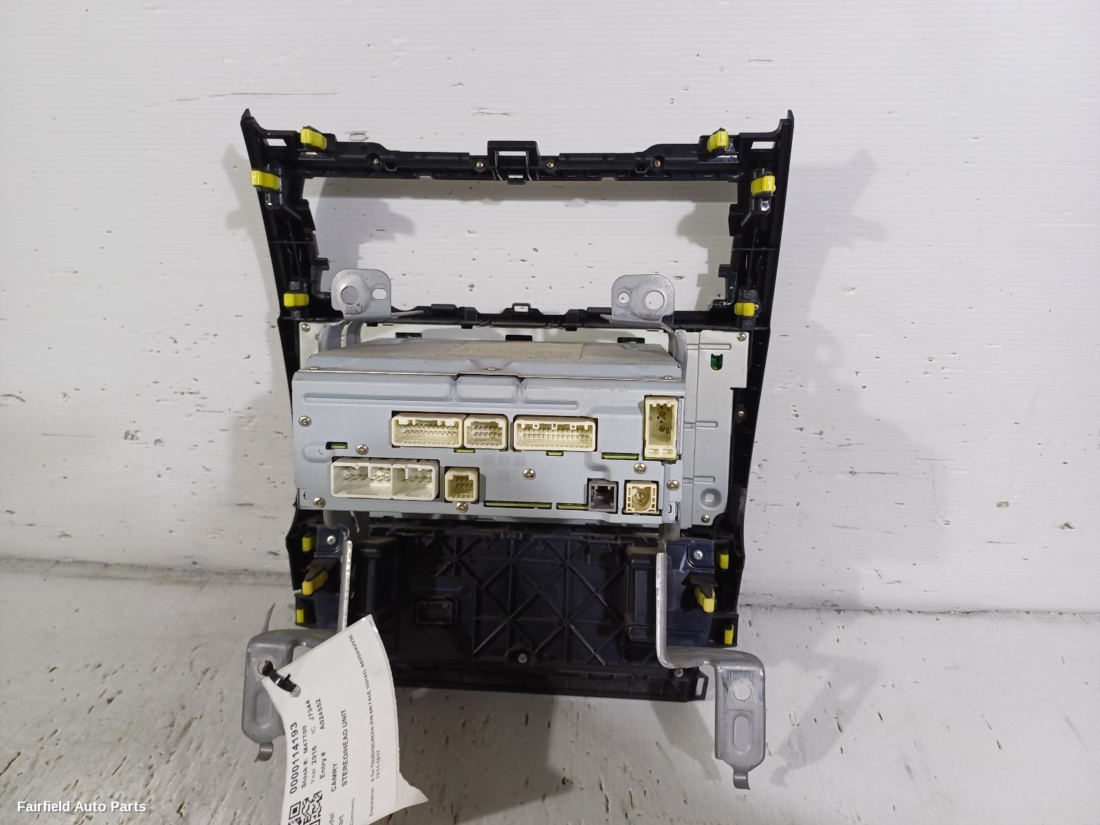 2015-2017 Toyota Camry Radio Cd Dvd Sat Tv