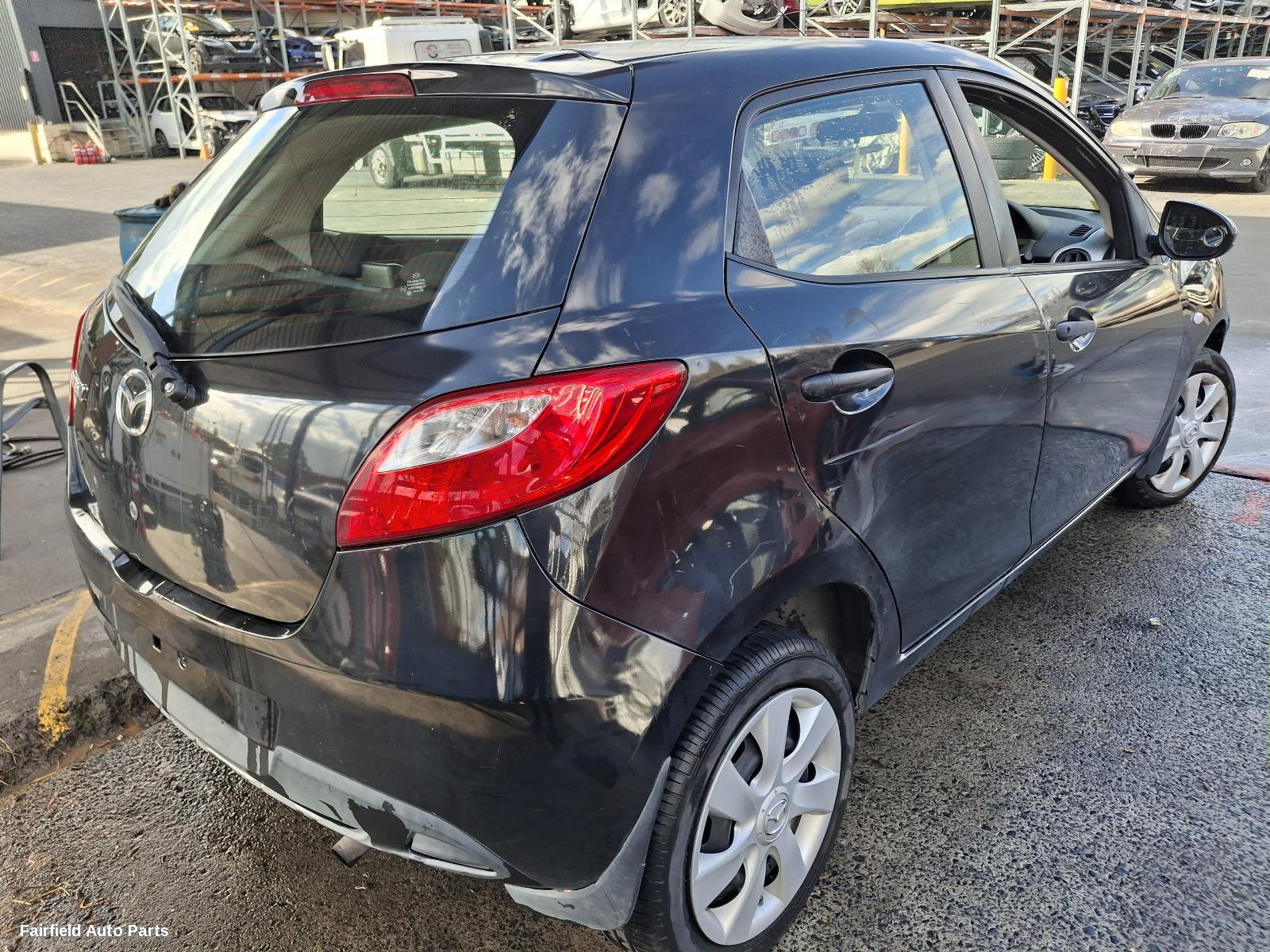 2011 Mazda 2 Right Guard Liner