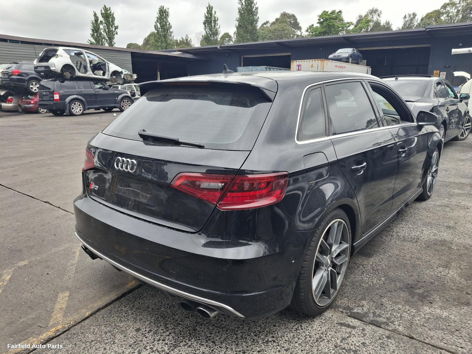 2013 Audi A3 Side Step Skirt