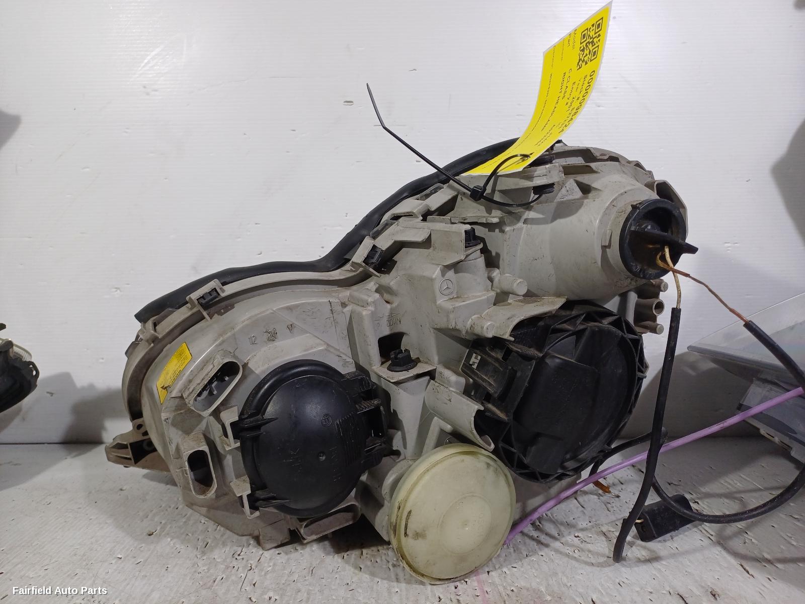 2000-2004 Mercedes C Class Right Headlamp