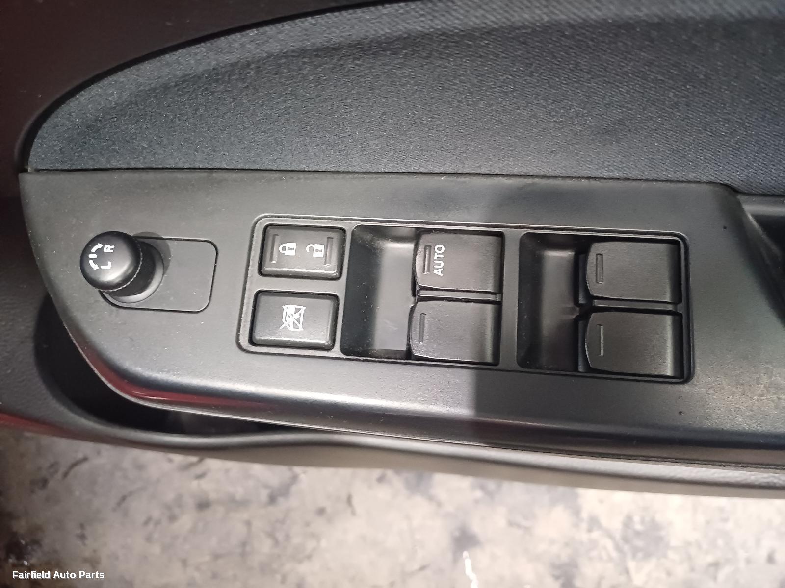 2012 Suzuki Swift Grille