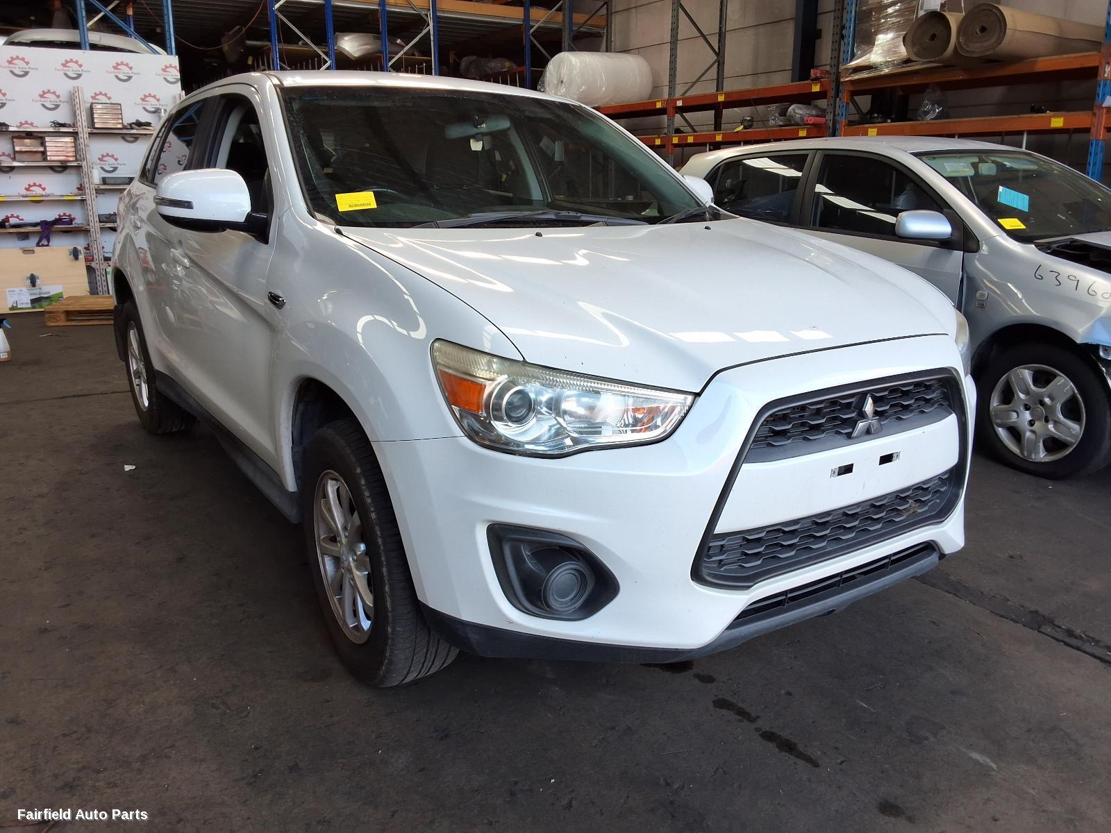 2013 Mitsubishi Asx Left Taillight