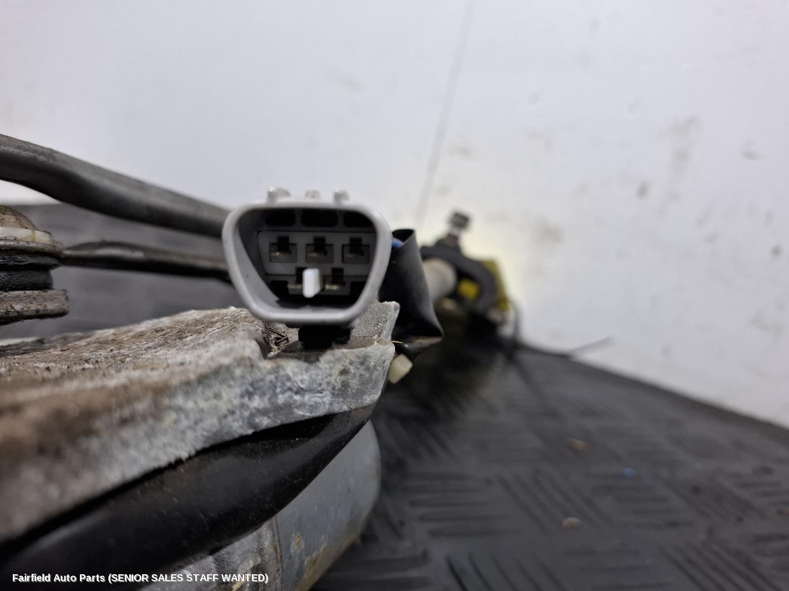 2007-2013 Toyota Corolla Wiper Motor