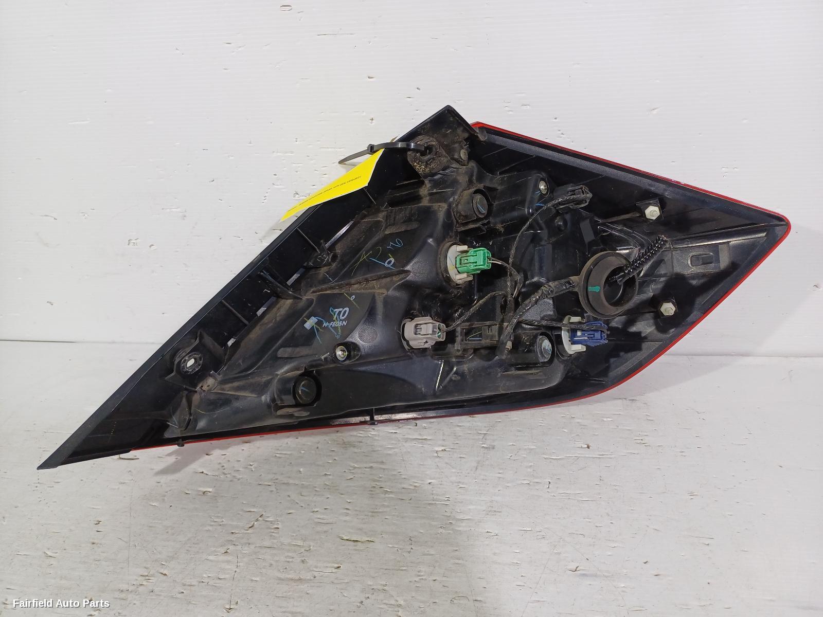 2016 Honda Civic Left Taillight