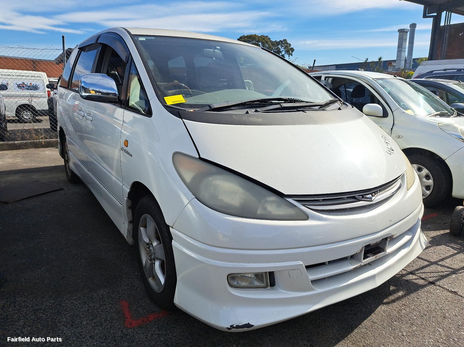2002 Toyota Estima Left Headlamp