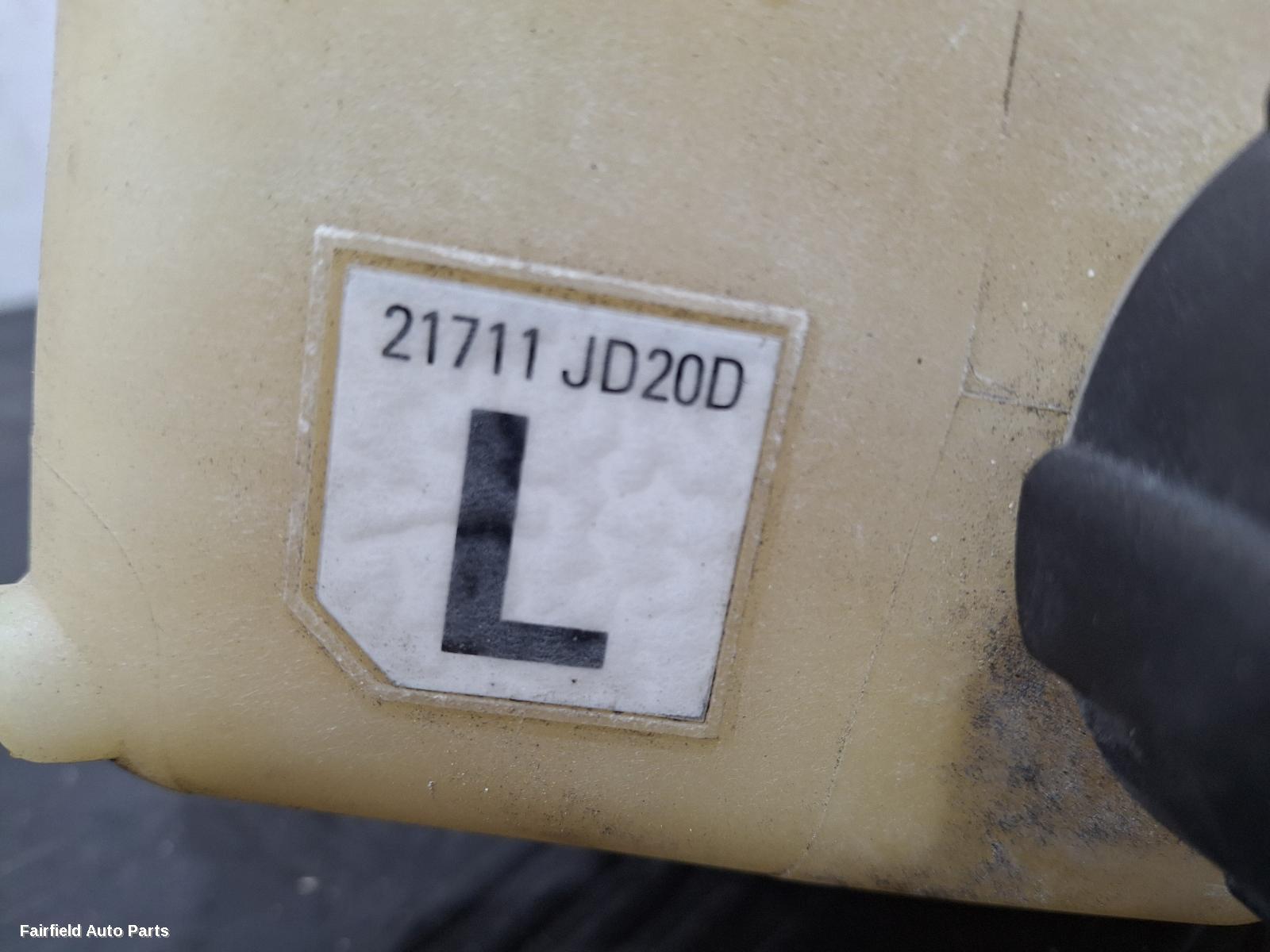 2007-2014 Nissan Dualis Overflow Bottle